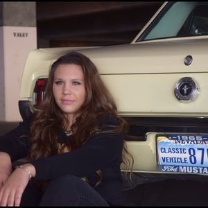 Meet your Posher, Madison